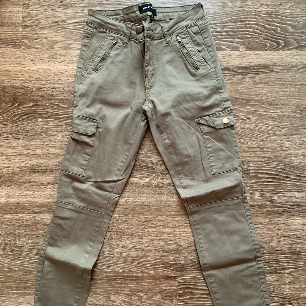 Green army pants